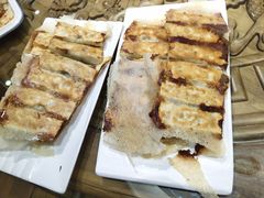 鲜虾猪肉大锅贴-老华洋饭庄(成林道店)