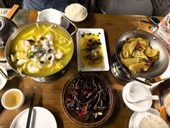 -隔壁老王·家常云南菜(花巷店)