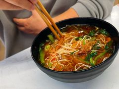 大排面加青菜-华山医院-食堂