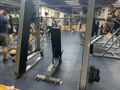 -立峰超越健身中心(先天下店)