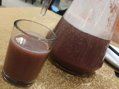 鲜榨红豆汁-胡须哥网红竹筒菜
