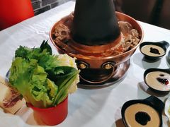-羊家胡同·龙虾烧烤火锅(龙汇路店)