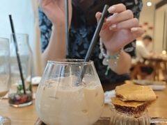 -Mark&Mars Restaurant