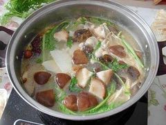 -益街坊牛腩火锅(南边海店)