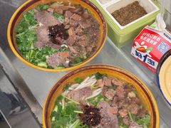 -花溪牛肉粉(八鸽岩店)