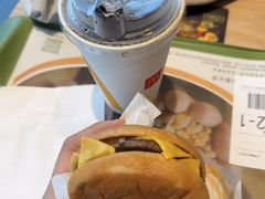 -麦当劳(百联西郊购物中心店)