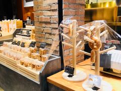 面包甜点陈列柜-酵種麦田(山师店)