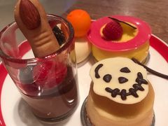 -咖啡苑自助餐厅·中国大饭店