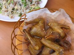 菜心牛肉粒炒饭-煲煲掂风味煲仔饭餐厅(西区店)