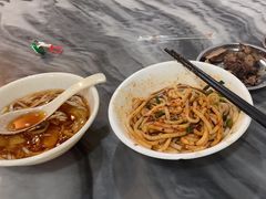 -再回首鸡肉米线(人民路一店)