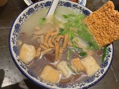鸭血粉丝汤-小潘记鸭血粉丝汤