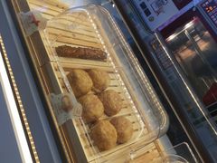 -西树泡芙(湖滨银泰in77B区店)