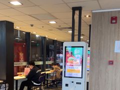 -麦当劳(国家体育场南路店)