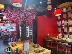 -三顾烤庐·烤鱼·烧烤·龙虾(奉贤店)