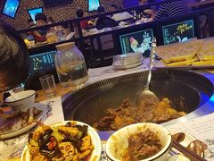 -山河屯铁锅炖(哈西站店)