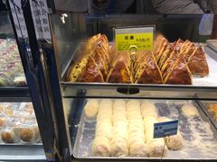 -鲍师傅糕点(江苏路店)