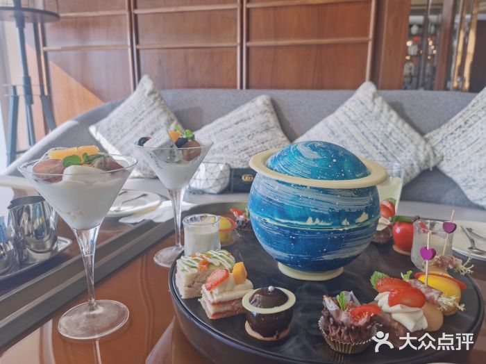 三迪希尔顿酒店·星空酒廊星空酒廊双人下午茶图片