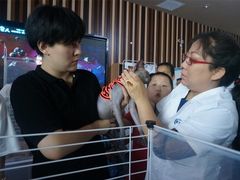 现场宠颐生医生还能给猫咪看病，我家主子赶不上了-华谊兄弟影院(北京洋桥店)