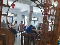 大堂-张一品食府