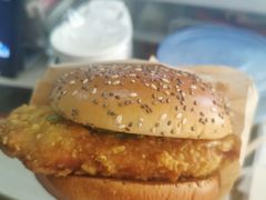 -麦当劳(新城市广场店)
