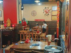 大堂-东镇老火锅(长春路首店)