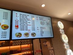 -佬钱湾仔(衣裳街店)