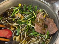 -铁锅哥米线