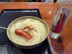 -亮亮面馆(经六路店)