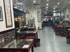 -牛一嘴·兰州牛肉面·大盘鸡(财富中心店)