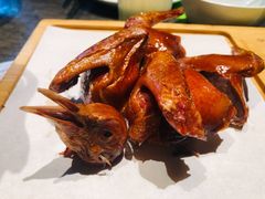 红烧乳鸽-汤城小厨•粤菜•靓汤(苏州街店)