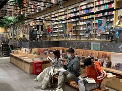 -覔书店(壹方城店)