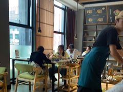 大堂-狐狸爱上椰子鸡(滨江星光大道店)