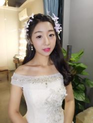 -艾米丽婚纱礼服