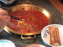-小天鹅火锅·一线江景洪鼎旗舰店(洪崖洞店)
