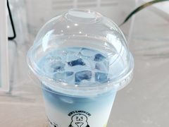 -抱抱地球咖啡馆(国家海洋博物馆店)