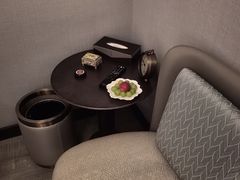 -浅深(世茂滨江精品店)