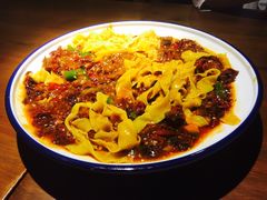 鸽捞面-葡萄集|滋味新疆菜·精酿酒馆(瑞豪酒店)