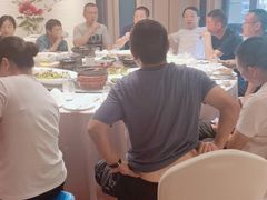 -辣螃铠盆盆蟹大排档(海昌店)