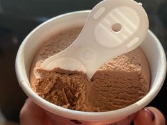 巧克力冰淇淋-湊湊火锅·茶憩(新中关购物中心店)