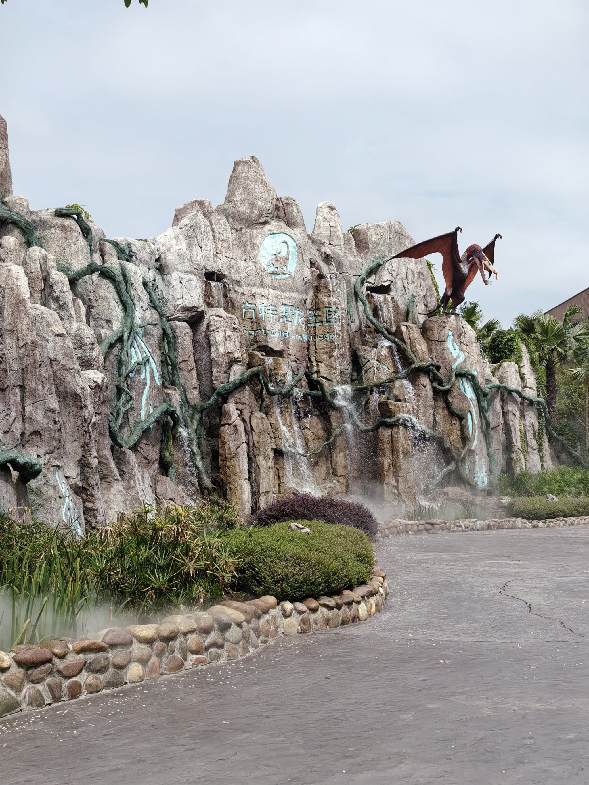 房间干净舒适,床很软很舒服,房间采光不错,也很安静