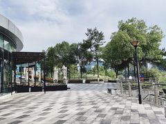 -饮湖威士忌鸡尾酒吧