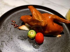 爆汁花椒脆皮乳鸽-柴门头啖汤·经典川菜·慢火汤品(锦城万达店)