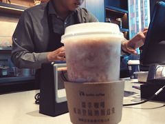 莓莓芝士茉香茶-瑞幸咖啡(三里屯SOHO-6号楼店)