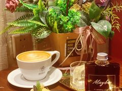 -ZING COFFEE 镜咖啡