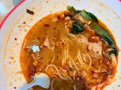 -二钢串叔麻辣烫(华龙大厦店)