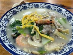 -何太太馄饨面铺(大浒东苑店)