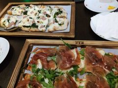-卡佩罗意大利餐厅及酒吧Al Cappello Trattoria
