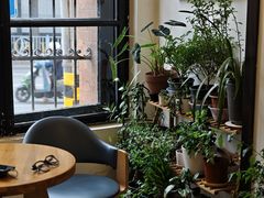 -良友书坊(安徽路店)