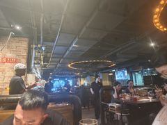 -麦凯伦烧烤·精酿超级工厂店(金桥总店)