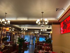 -山城年华老火锅(玉林店)